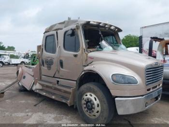  Salvage Freightliner Sport Chassis