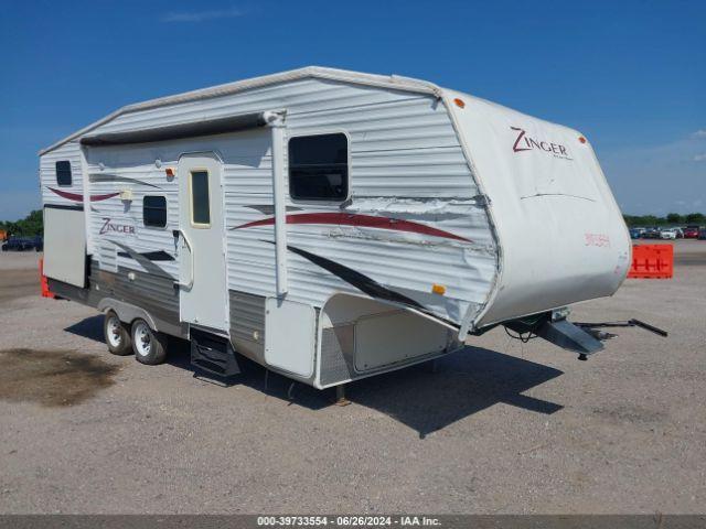  Salvage Crossroads 5th Wheel Trailer