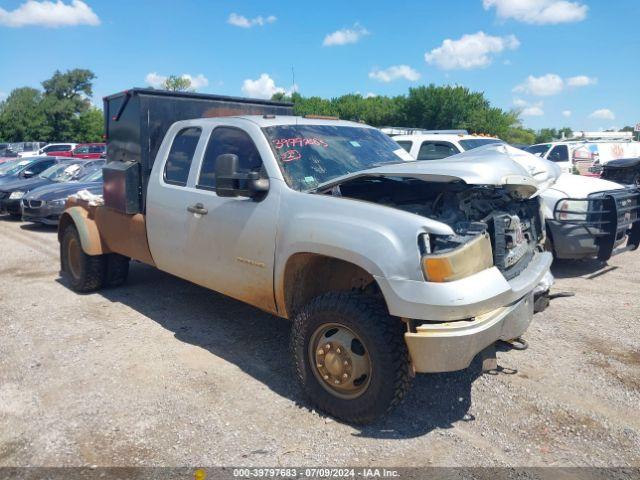  Salvage General Motors Sierra 3500HD