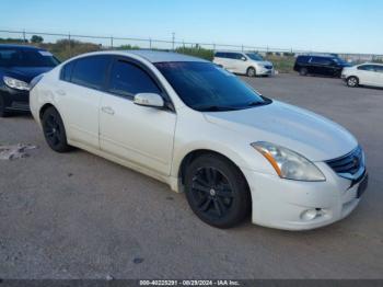  Salvage Nissan Altima