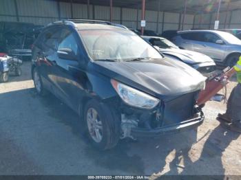  Salvage Hyundai TUCSON