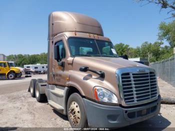  Salvage Freightliner Cascadia 125