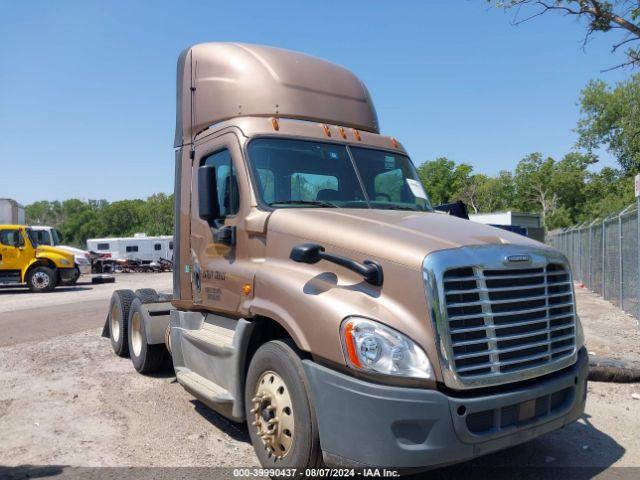  Salvage Freightliner Cascadia 125