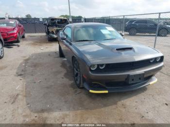  Salvage Dodge Challenger