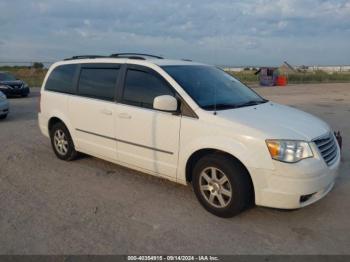  Salvage Chrysler Town & Country