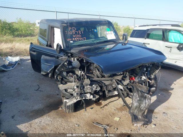  Salvage Ford Bronco