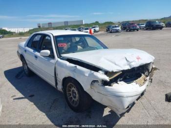  Salvage Ford Crown Victoria