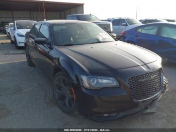  Salvage Chrysler 300