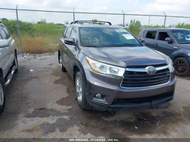  Salvage Toyota Highlander