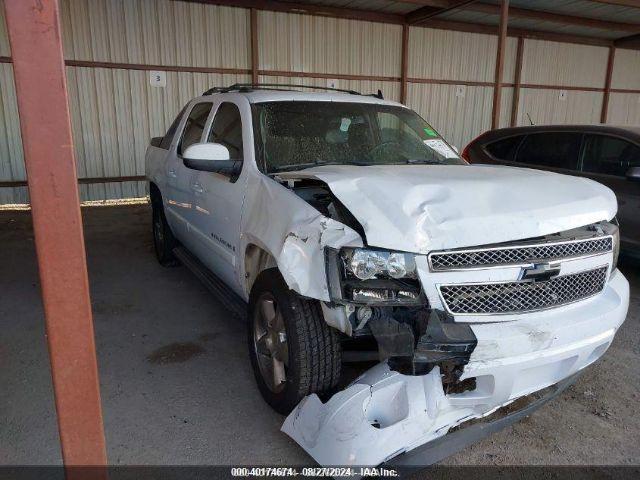  Salvage Chevrolet Avalanche 1500