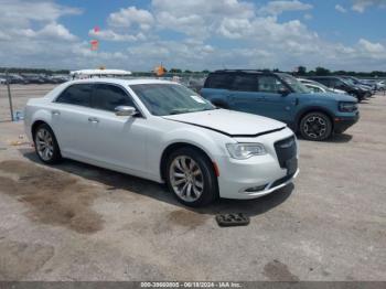  Salvage Chrysler 300