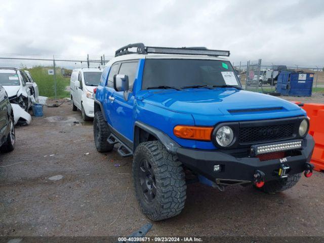  Salvage Toyota FJ Cruiser