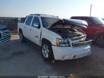  Salvage Chevrolet Avalanche 1500