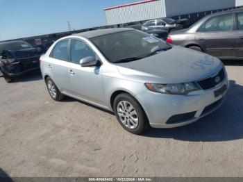  Salvage Kia Forte