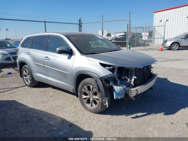  Salvage Toyota Highlander