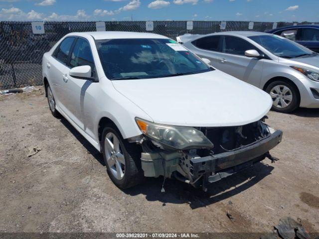  Salvage Toyota Camry