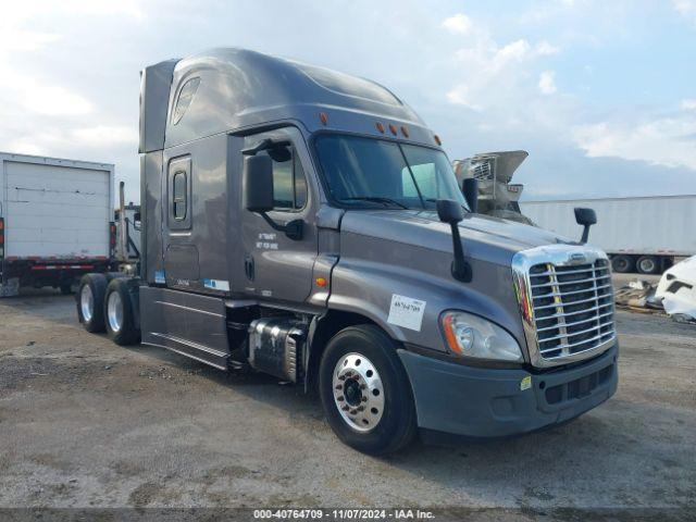  Salvage Freightliner Cascadia 125