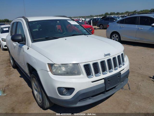  Salvage Jeep Compass