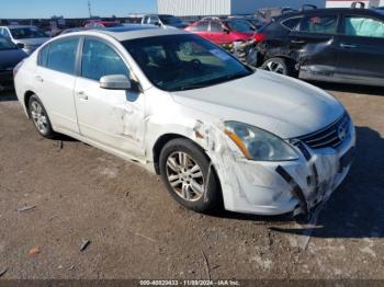  Salvage Nissan Altima