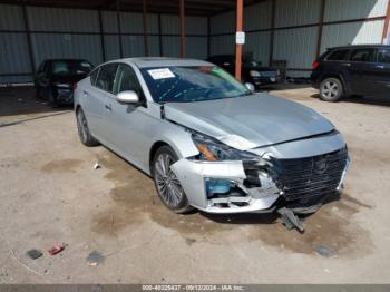  Salvage Nissan Altima