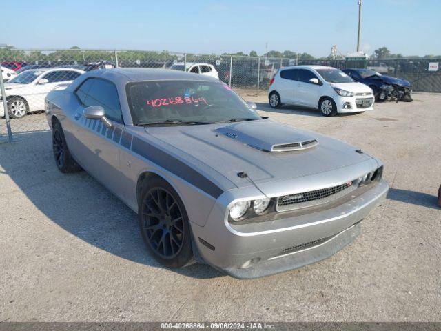  Salvage Dodge Challenger