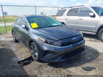  Salvage Kia Forte