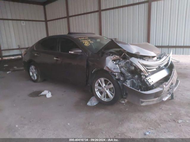  Salvage Nissan Altima