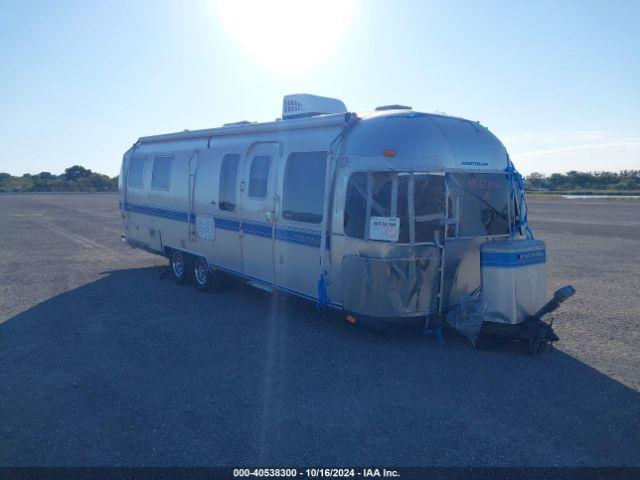  Salvage Airstream Excella