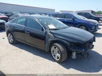  Salvage Volvo S60