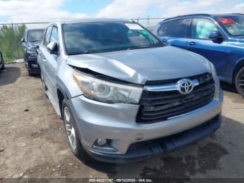  Salvage Toyota Highlander