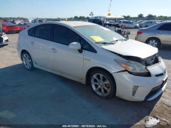  Salvage Toyota Prius