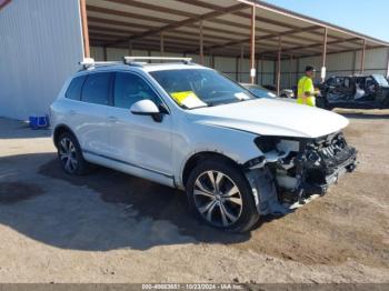  Salvage Volkswagen Touareg