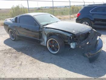  Salvage Ford Mustang