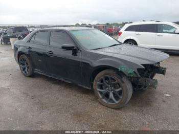  Salvage Chrysler 300