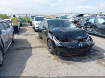  Salvage Hyundai ELANTRA