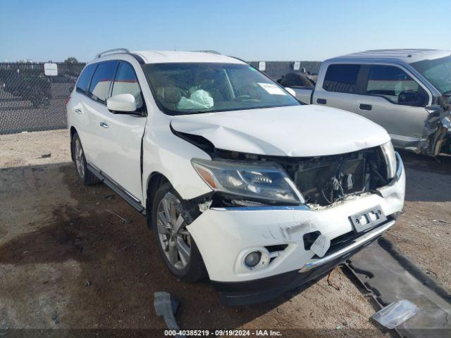  Salvage Nissan Pathfinder