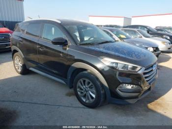  Salvage Hyundai TUCSON