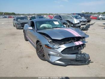  Salvage Ford Mustang