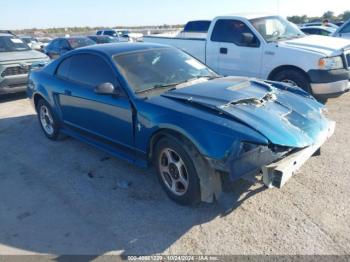  Salvage Ford Mustang