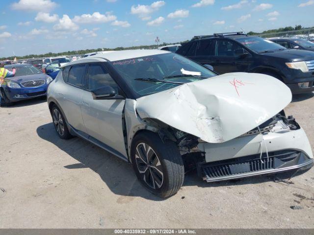  Salvage Kia EV6