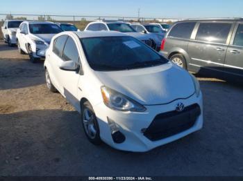  Salvage Toyota Prius c