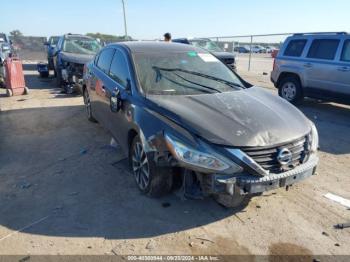  Salvage Nissan Altima