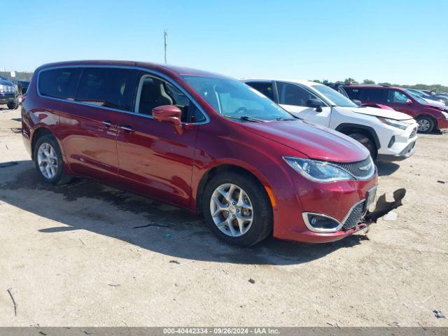  Salvage Chrysler Pacifica