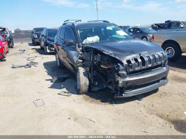  Salvage Jeep Cherokee