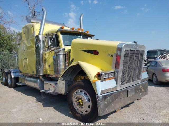  Salvage Peterbilt 379