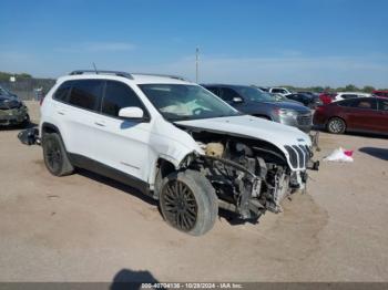  Salvage Jeep Cherokee