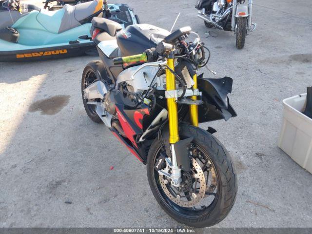  Salvage Aprilia Rs