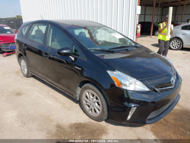  Salvage Toyota Prius v