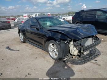  Salvage Ford Mustang