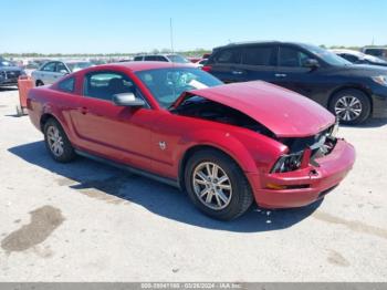  Salvage Ford Mustang